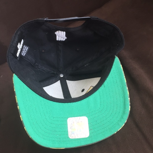 Undefeated Cap - Picture 3 of 3